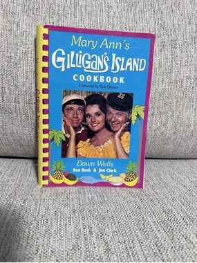 1993 Mary Ann’s Gilligan’s Island Cookbook Dawn Wells First Printing Spiral